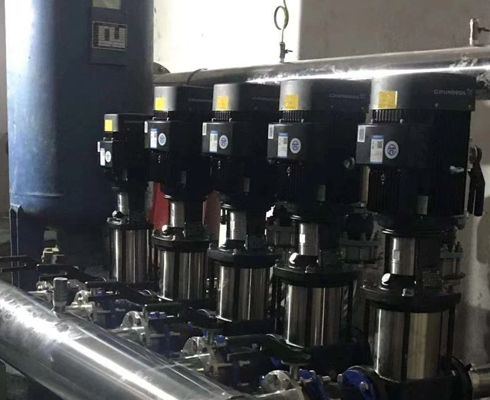 變頻恒壓供水設(shè)備如何解決學(xué)校二次供水問題？
